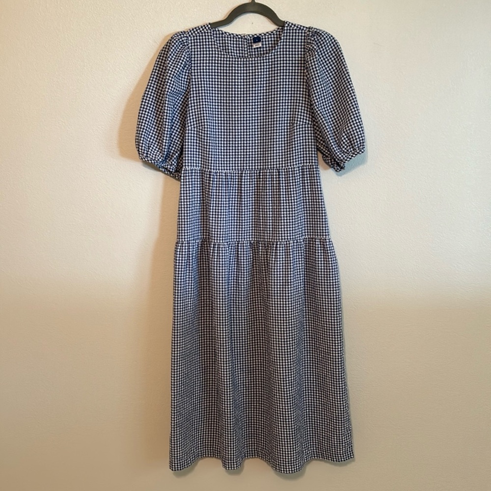 Old Navy blue gingham sundress!